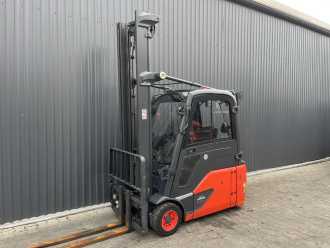 Wózki widłowe używane LINDE E16L-02 ELEKTRO DREIRADFRONTSTAPLER (13032527) backdrop