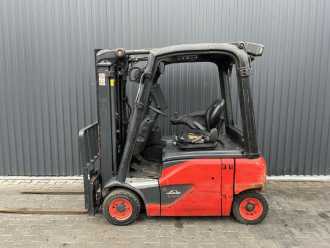 Wózki widłowe używane LINDE E16P-02 ELEKTRO VIERRADFRONTSTAPLER (13042984)