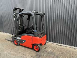 Wózki widłowe używane LINDE E16P-02 ELEKTRO VIERRADFRONTSTAPLER (13063482)