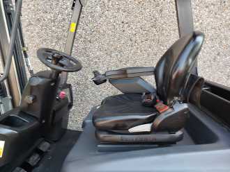 Wózki widłowe używane LINDE E16P ELEKTRO VIERRADFRONTSTAPLER (13067354)