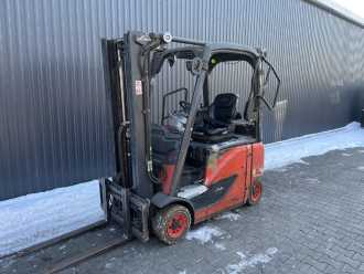 Wózki widłowe używane LINDE E16PH-02 ELEKTRO VIERRADFRONTSTAPLER (12941086) backdrop