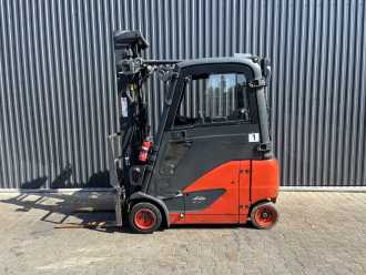Wózki widłowe używane LINDE E18PH-02 ELEKTRO VIERRADFRONTSTAPLER (13058688)