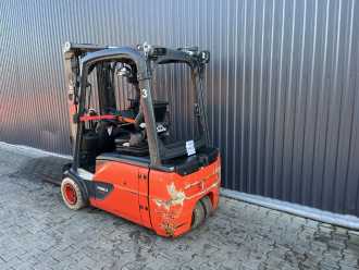 Wózki widłowe używane LINDE E20L-02 ELEKTRO DREIRADFRONTSTAPLER (13075959)