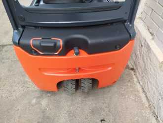 Wózki widłowe używane LINDE E20L EVO Li-Ion ELEKTRO DREIRADFRONTSTAPLER (12998232)