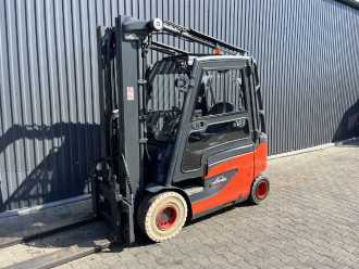 Wózki widłowe używane LINDE E25-01 ELEKTRO VIERRADFRONTSTAPLER (13061872) backdrop