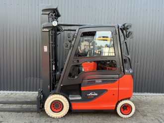 Wózki widłowe używane LINDE E25H-01/600 ELEKTRO VIERRADFRONTSTAPLER (13061042)
