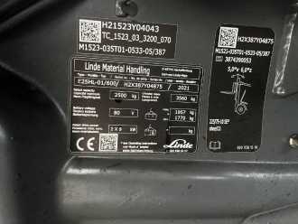 Wózki widłowe używane LINDE E25HL-01/600 ELEKTRO VIERRADFRONTSTAPLER (13067029)