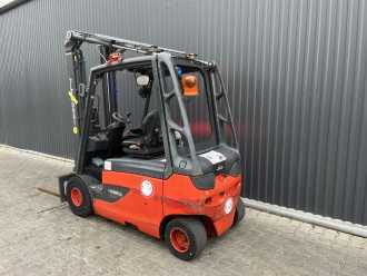Wózki widłowe używane LINDE E25L-01 ELEKTRO VIERRADFRONTSTAPLER (12958810)