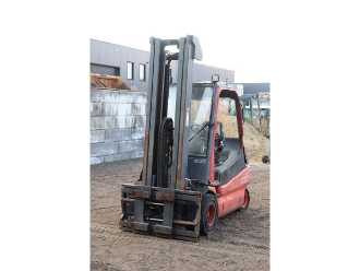 Wózki widłowe używane LINDE E30-02 ELEKTRO VIERRADFRONTSTAPLER (13041186)