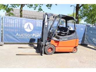 Wózki widłowe używane LINDE E30 ELEKTRO VIERRADFRONTSTAPLER (13041363) backdrop