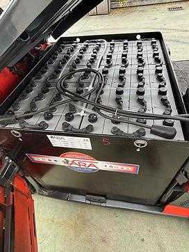 Wózki widłowe używane LINDE E30 HL-01-600 ELEKTRO VIERRADFRONTSTAPLER (13049965)