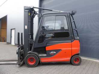 Wózki widłowe używane LINDE E30HL-01/600 ELEKTRO VIERRADFRONTSTAPLER (13038391)