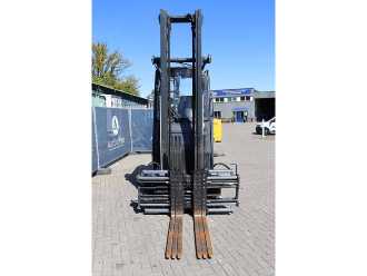 Wózki widłowe używane LINDE E30HL-01/600 ELEKTRO VIERRADFRONTSTAPLER (13041310)