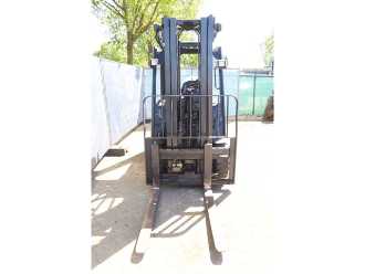 Wózki widłowe używane LINDE E30L-01 ELEKTRO VIERRADFRONTSTAPLER (13041338)