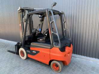 Wózki widłowe używane LINDE E30L ELEKTRO VIERRADFRONTSTAPLER (13068466)