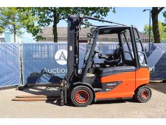 Wózki widłowe używane LINDE E35H-01/600 ELEKTRO VIERRADFRONTSTAPLER (13041336)