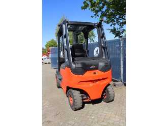 Wózki widłowe używane LINDE E35H-01/600 ELEKTRO VIERRADFRONTSTAPLER (13041336)
