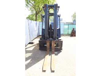 Wózki widłowe używane LINDE E35H-01/600 ELEKTRO VIERRADFRONTSTAPLER (13041336)