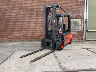 Wózki widłowe używane LINDE E35L-01 ELEKTRO VIERRADFRONTSTAPLER (13050598)