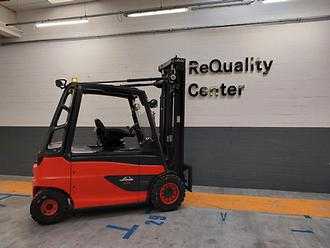 Wózki widłowe używane LINDE E45 / 600 HL ELEKTRO VIERRADFRONTSTAPLER (13032737) backdrop