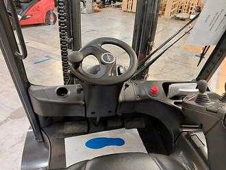 Wózki widłowe używane LINDE E45 / 600 HL ELEKTRO VIERRADFRONTSTAPLER (13032737)