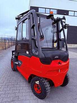 Wózki widłowe używane LINDE E50/600HL/388 ELEKTRO VIERRADFRONTSTAPLER (12944943)