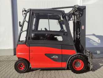 Wózki widłowe używane LINDE E50HL-01/388 ELEKTRO VIERRADFRONTSTAPLER (13073835)