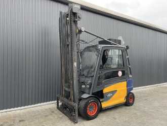 Wózki widłowe używane LINDE E50HL-01/600 ELEKTRO VIERRADFRONTSTAPLER (12953318) backdrop
