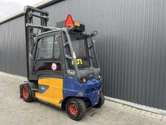 Wózki widłowe używane LINDE E50HL-01/600 ELEKTRO VIERRADFRONTSTAPLER (12953318)