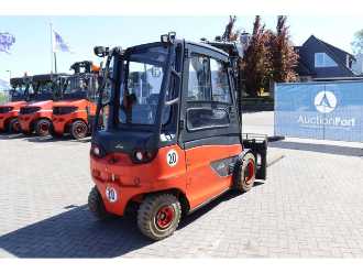 Wózki widłowe używane LINDE E50HL-01/600 ELEKTRO VIERRADFRONTSTAPLER (13041317)