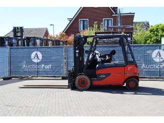 Wózki widłowe używane LINDE E50HL-01 ELEKTRO VIERRADFRONTSTAPLER (13041318)