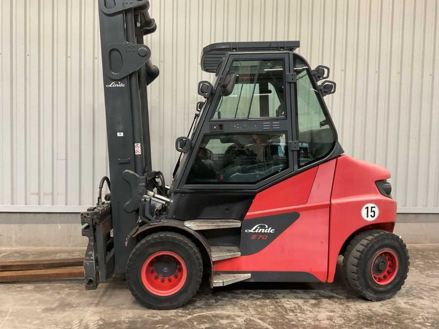 Wózki widłowe używane LINDE E70-01 BR1279 ELEKTRO VIERRADFRONTSTAPLER (13075077)