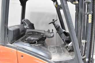 Wózki widłowe używane LINDE H 14 T - 01 /58998/ GAS VIERRADFRONTSTAPLER (13072575)