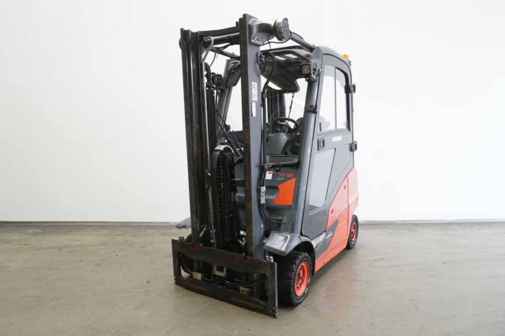 Wózki widłowe używane LINDE H 18 D EVO 391-00 DIESEL VIERRADFRONTSTAPLER (13045241)