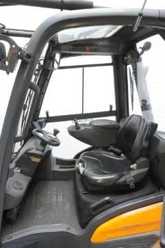Wózki widłowe używane LINDE H 25 D 1202-01 DIESEL VIERRADFRONTSTAPLER (13040372)