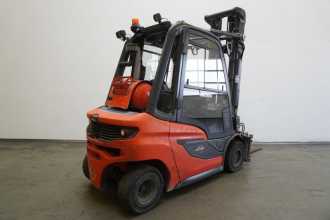 Wózki widłowe używane LINDE H 25 T 1202 GAS VIERRADFRONTSTAPLER (13074279)