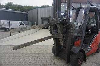 Wózki widłowe używane LINDE H 25T-02 - Drehgerät GAS VIERRADFRONTSTAPLER (13065869)