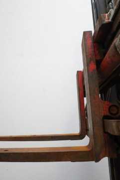 Wózki widłowe używane LINDE H 30 D (3A) EVO 393-02 DIESEL VIERRADFRONTSTAPLER (13015814)