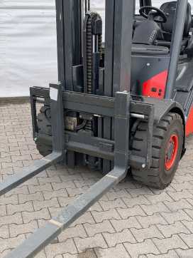 Wózki widłowe używane LINDE H 30 D DIESEL VIERRADFRONTSTAPLER (13036686)