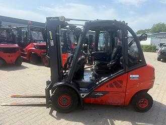Wózki widłowe używane LINDE H 30 T EVO GAS VIERRADFRONTSTAPLER (13046243) backdrop