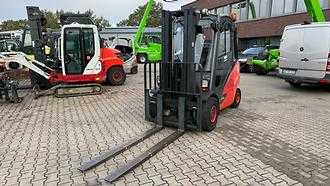 Wózki widłowe używane LINDE H 35 D -02 EVO DIESEL VIERRADFRONTSTAPLER (13075829)