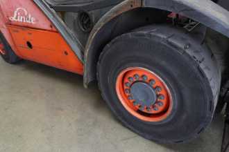 Wózki widłowe używane LINDE H 35 D 393 DIESEL VIERRADFRONTSTAPLER (13068654)
