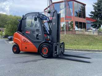 Wózki widłowe używane LINDE H 35 T - 01 GAS VIERRADFRONTSTAPLER (13025014) backdrop