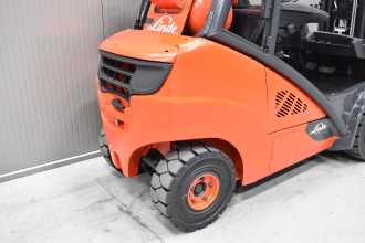 Wózki widłowe używane LINDE H 35 T - 02 /58485/ GAS VIERRADFRONTSTAPLER (13064590)