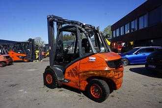 Wózki widłowe używane LINDE H 50D-02 - 2022er - 6.310mm Triplex DIESEL VIERRADFRONTSTAPLER (13040509)