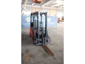 Wózki widłowe używane LINDE H16CNG-01 GAS VIERRADFRONTSTAPLER (13039025)