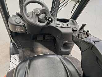 Wózki widłowe używane LINDE H16D-01 DIESEL VIERRADFRONTSTAPLER (12888901)