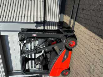 Wózki widłowe używane LINDE H18D DIESEL VIERRADFRONTSTAPLER (13036130)