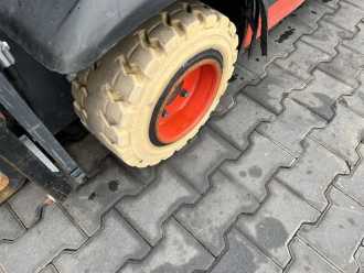 Wózki widłowe używane LINDE H18T-01 GAS VIERRADFRONTSTAPLER (13037640)