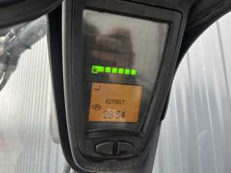 Wózki widłowe używane LINDE H18T-01 GAS VIERRADFRONTSTAPLER (13037640)